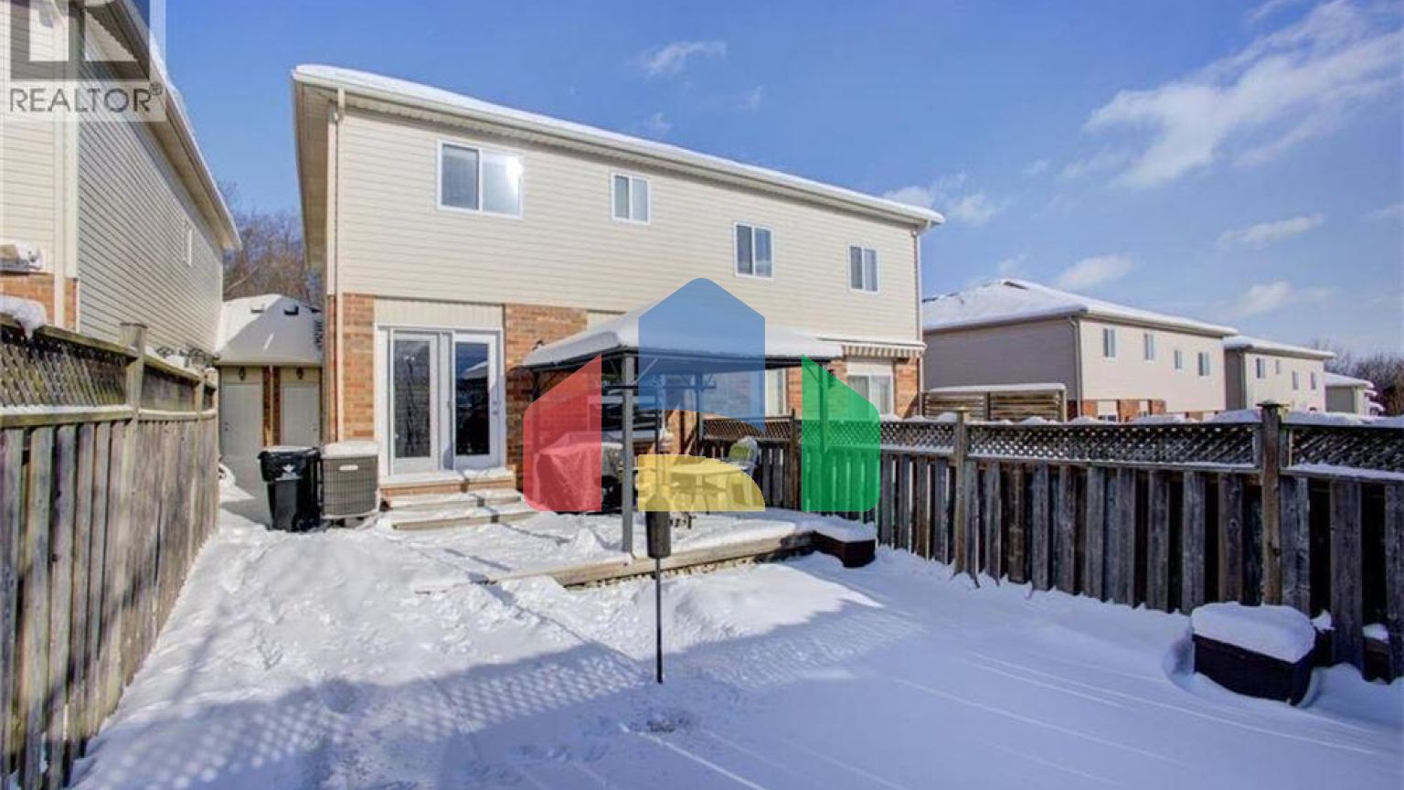 Residential - Single Family Home - Kitchener, Canada - Canada