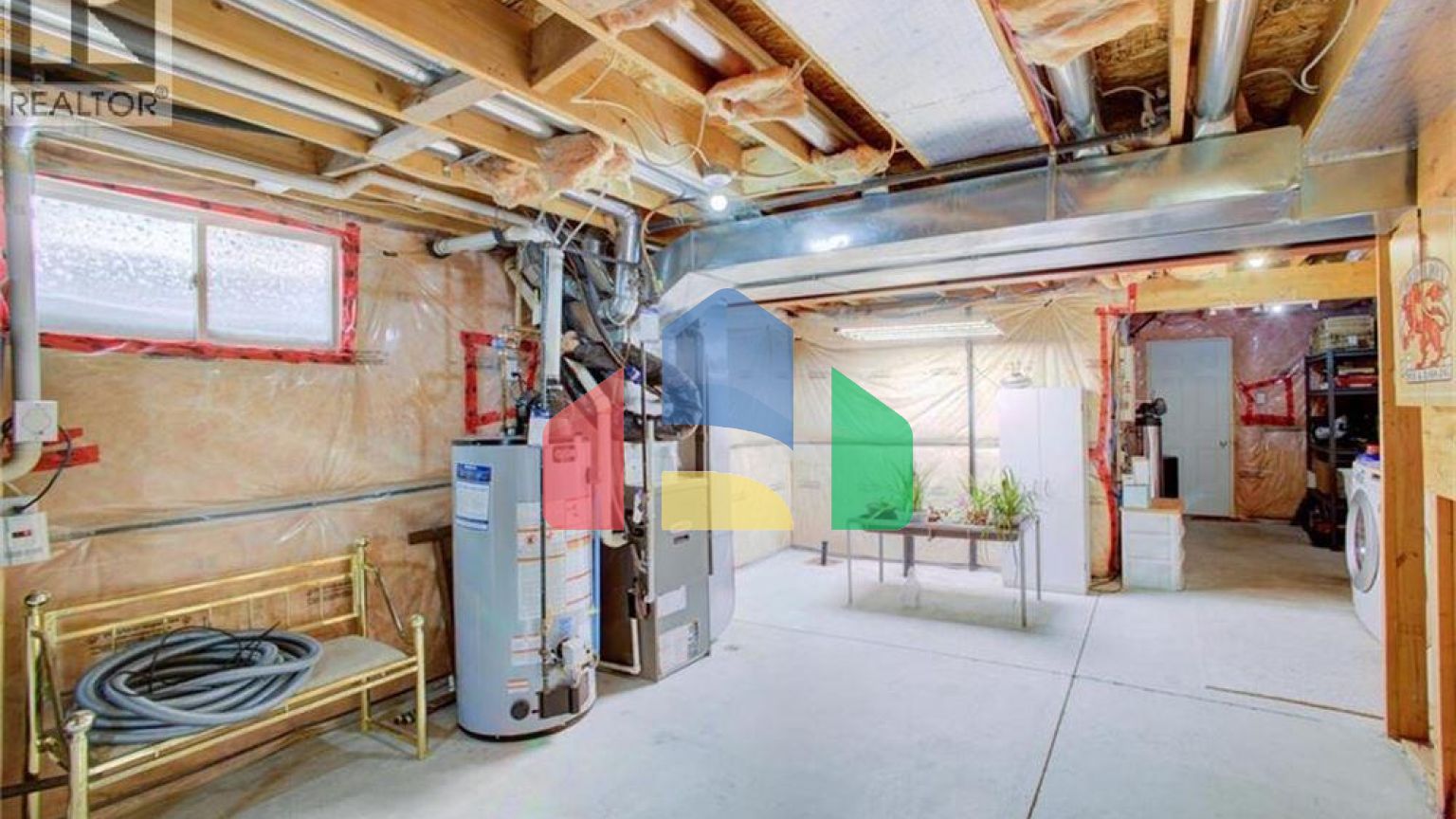 Residential - Single Family Home - Kitchener, Canada - Canada