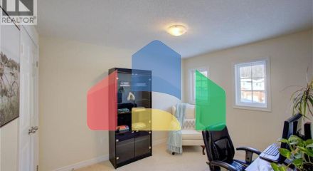 Residential - Single Family Home - Kitchener, Canada - Canada