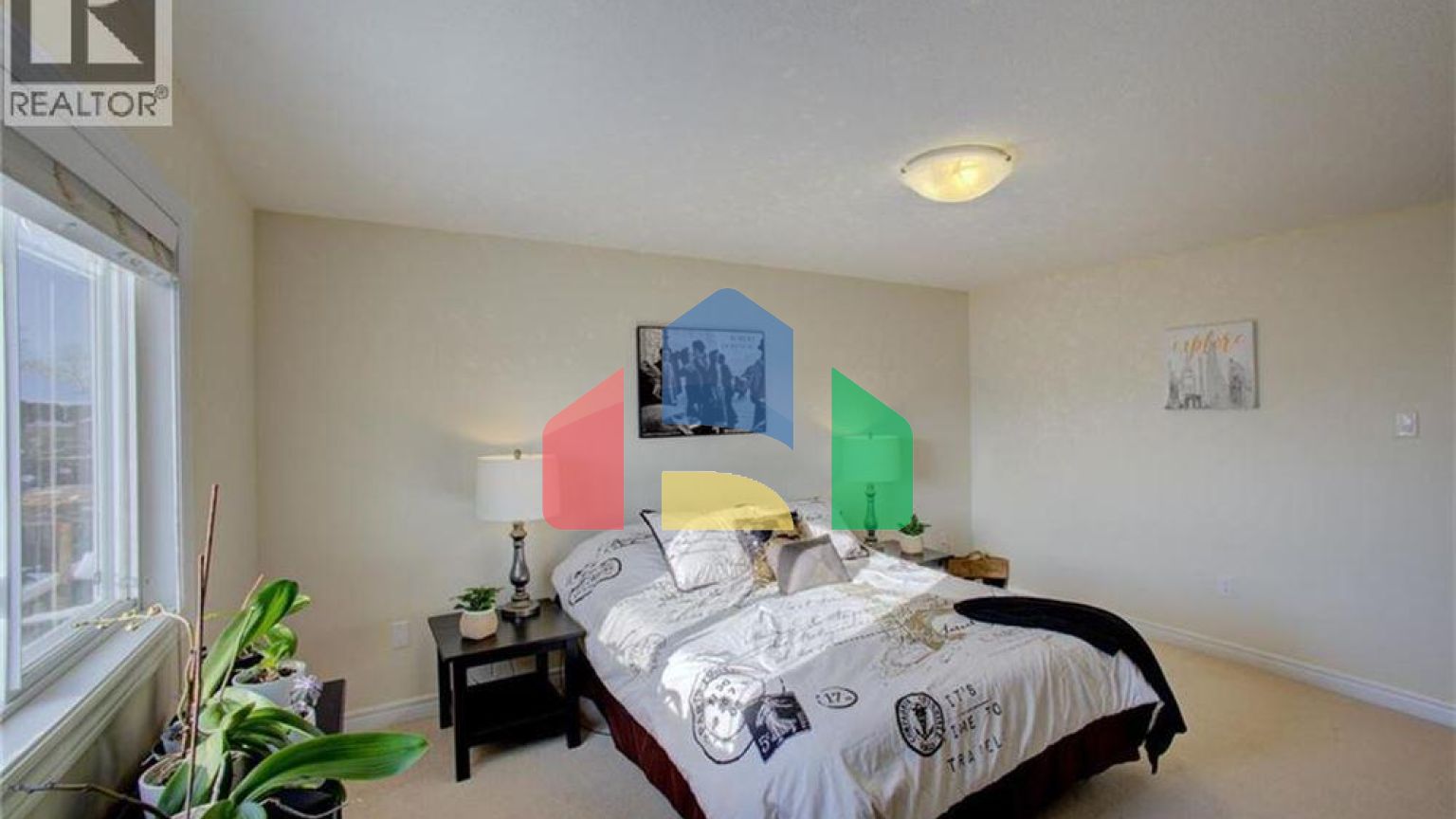 Residential - Single Family Home - Kitchener, Canada - Canada