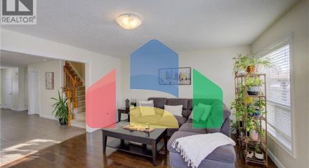 Residential - Single Family Home - Kitchener, Canada - Canada