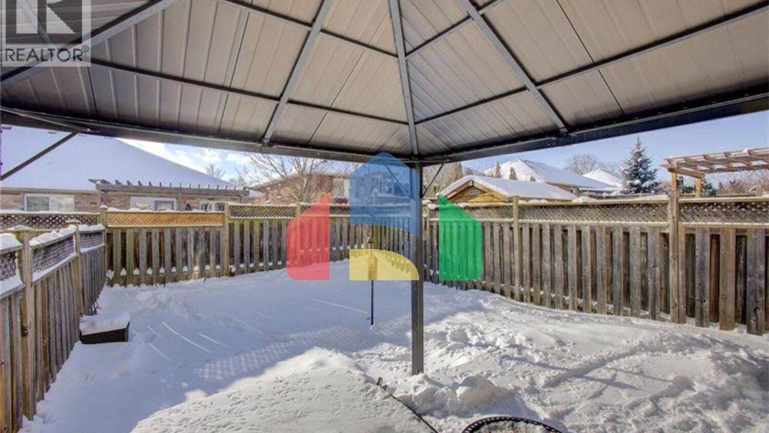 Residential - Single Family Home - Kitchener, Canada - Canada