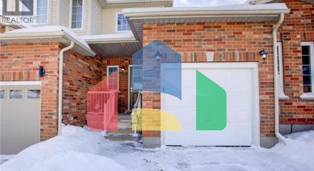 Residential - Single Family Home - Kitchener, Canada - Canada