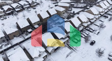 Residential - Single Family Home - Kitchener, Canada - Canada