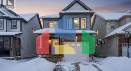 Residential - Single Family Home - Kitchener, Canada - Canada