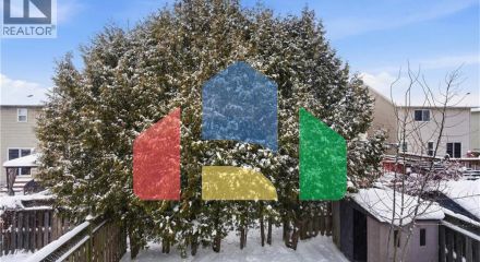 Residential - Single Family Home - Kitchener, Canada - Canada