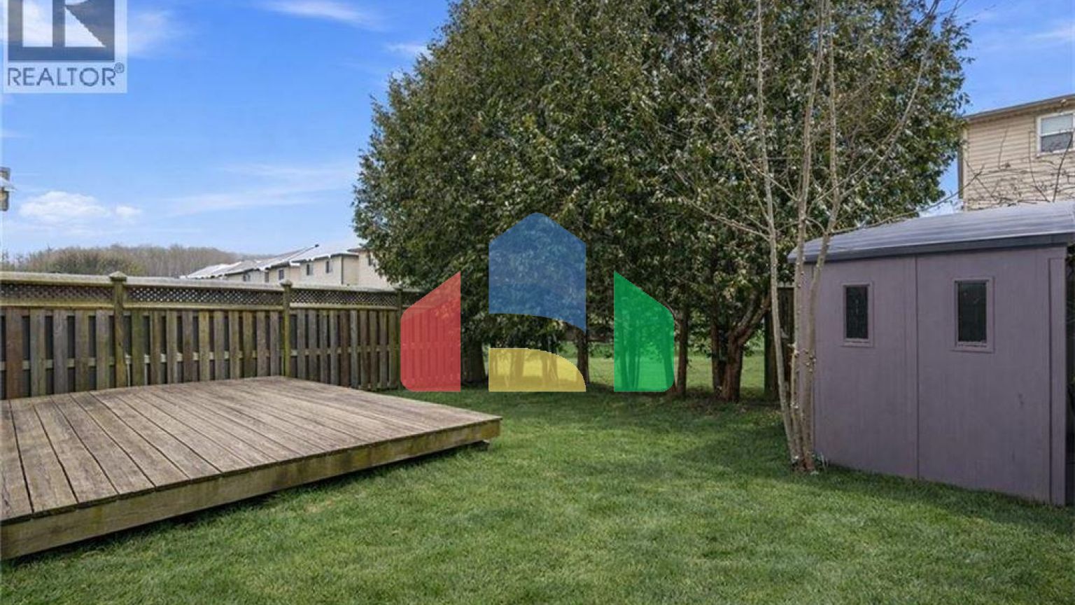 Residential - Single Family Home - Kitchener, Canada - Canada