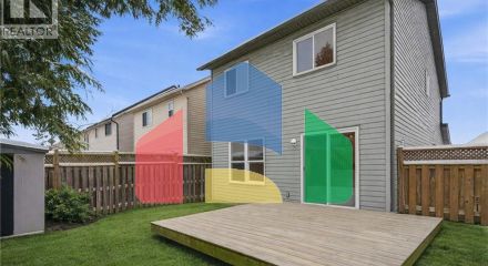 Residential - Single Family Home - Kitchener, Canada - Canada