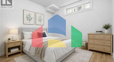 Residential - Single Family Home - Kitchener, Canada - Canada