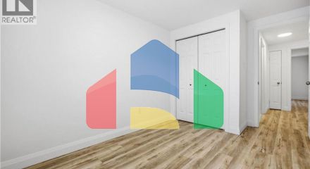 Residential - Single Family Home - Kitchener, Canada - Canada