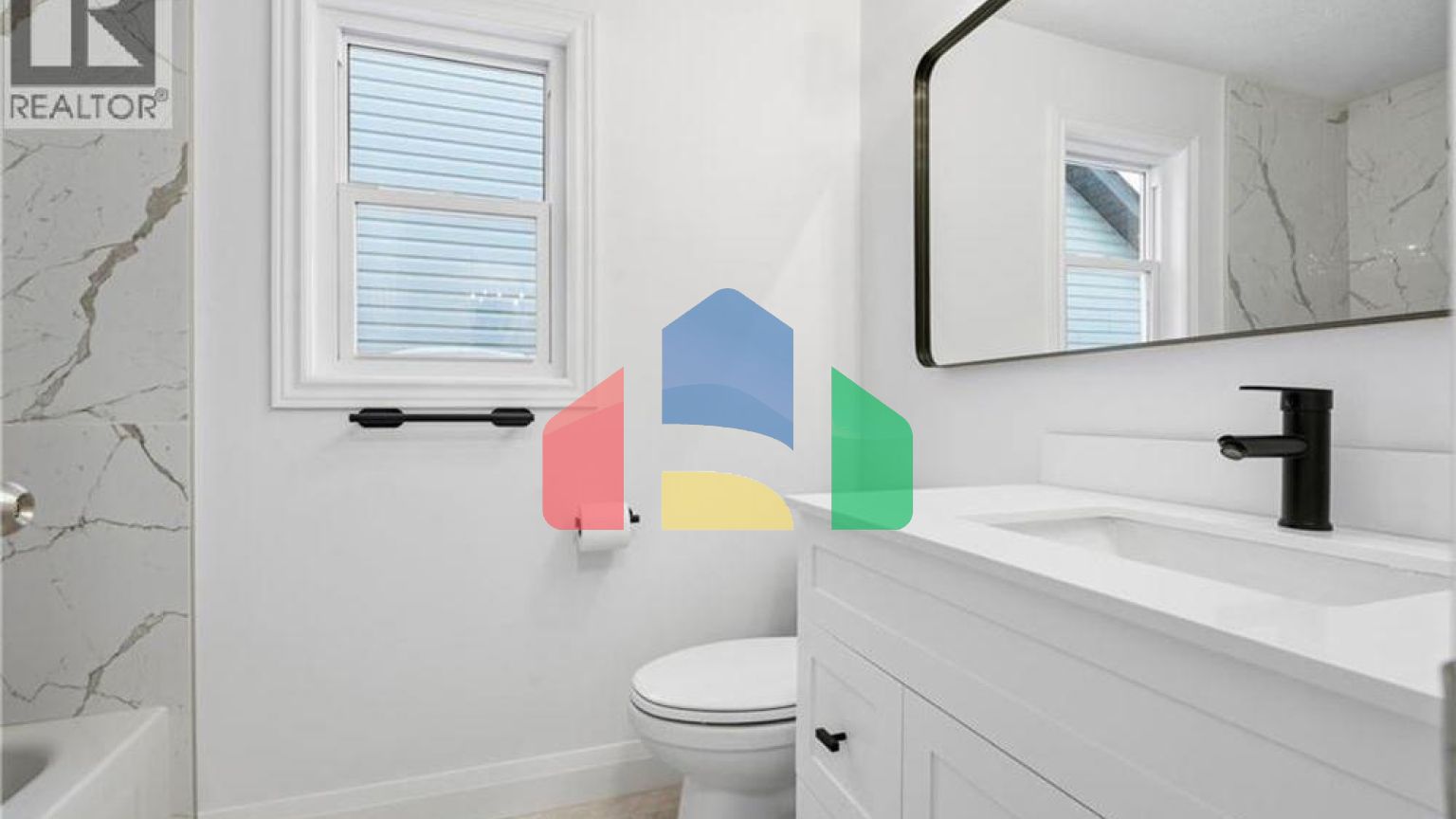 Residential - Single Family Home - Kitchener, Canada - Canada