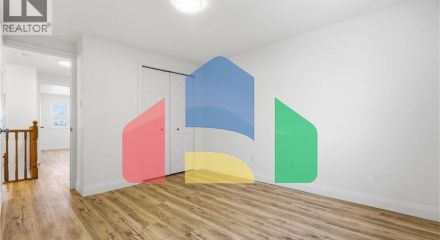 Residential - Single Family Home - Kitchener, Canada - Canada