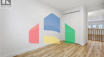 Residential - Single Family Home - Kitchener, Canada - Canada