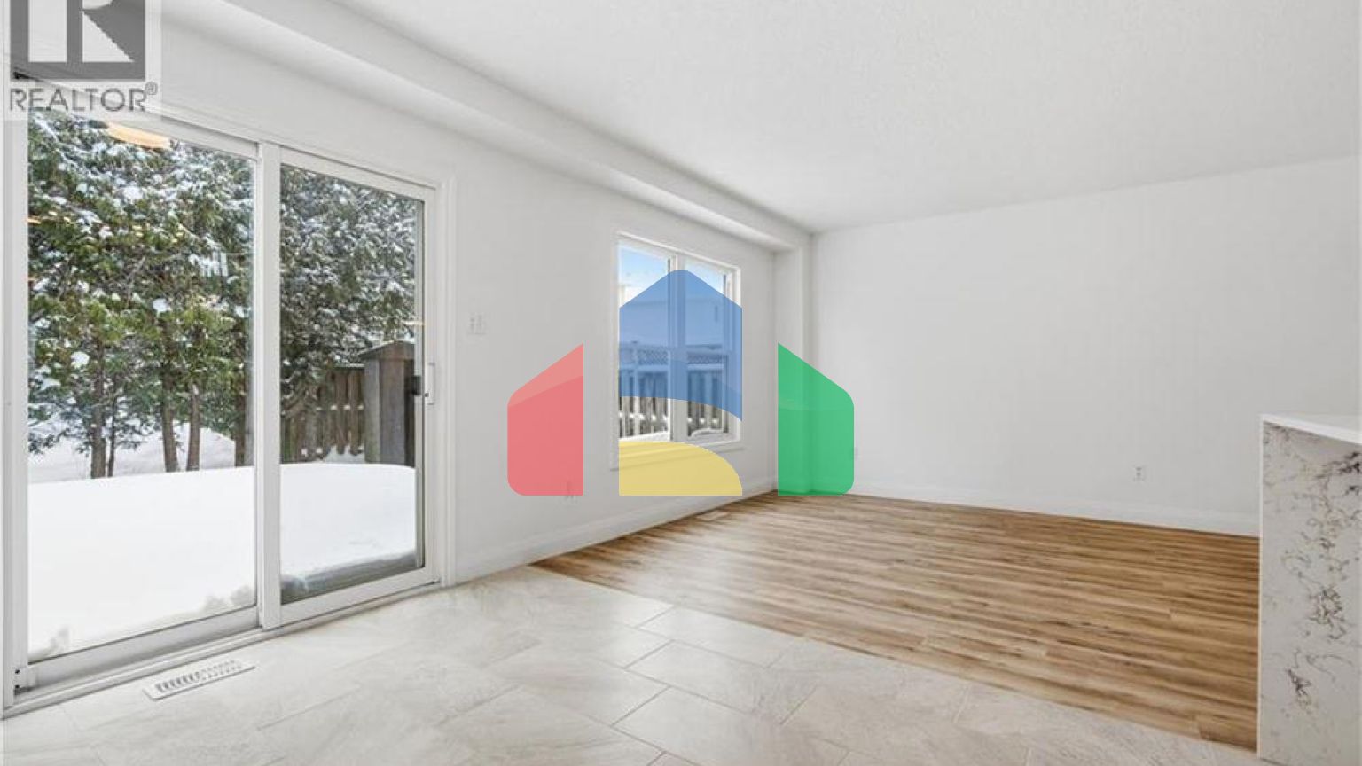 Residential - Single Family Home - Kitchener, Canada - Canada