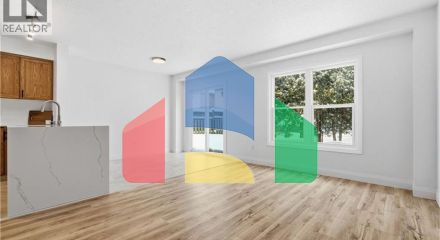 Residential - Single Family Home - Kitchener, Canada - Canada