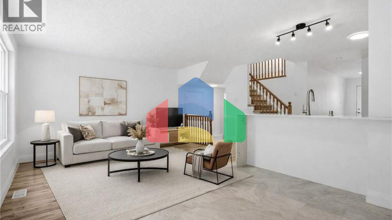 Residential - Single Family Home - Kitchener, Canada - Canada