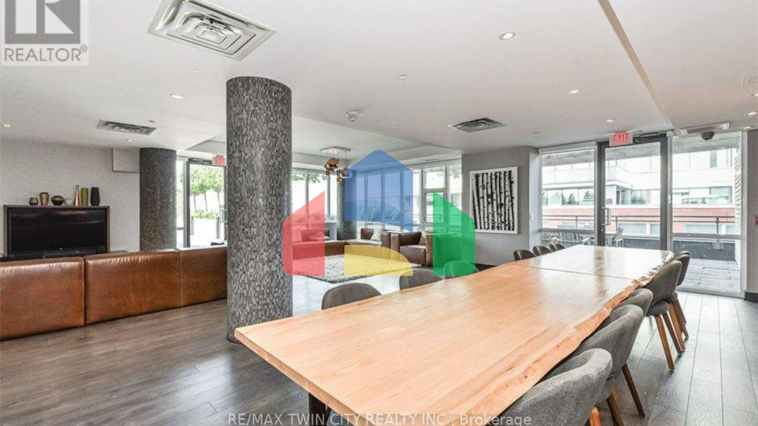 Residential - Condo/Apartment - Kitchener, Canada - Canada