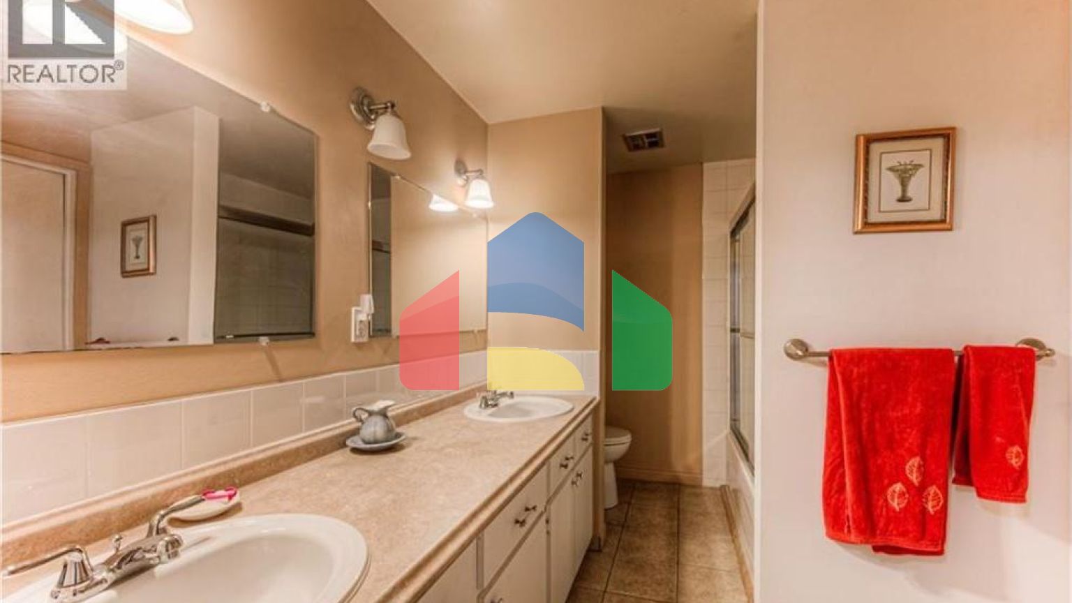 Residential - Condo/Apartment - Kitchener, Canada - Canada