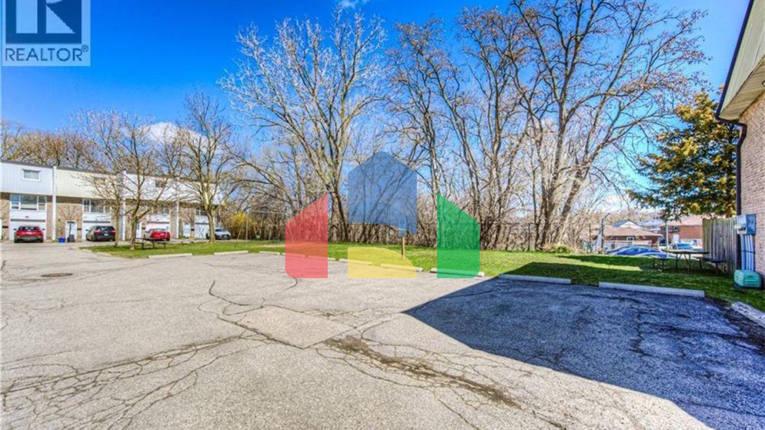 Residential - Condo/Apartment - Kitchener, Canada - Canada