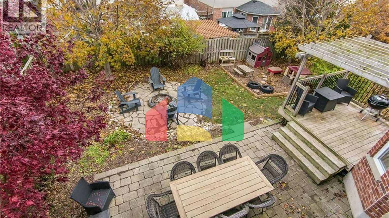 Residential - Single Family Home - Kitchener, Canada - Canada