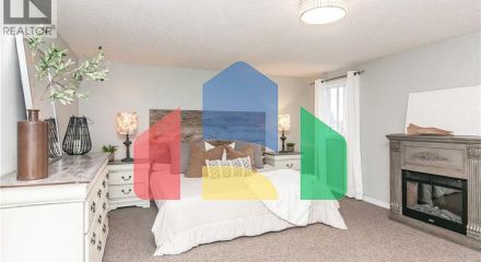 Residential - Single Family Home - Kitchener, Canada - Canada