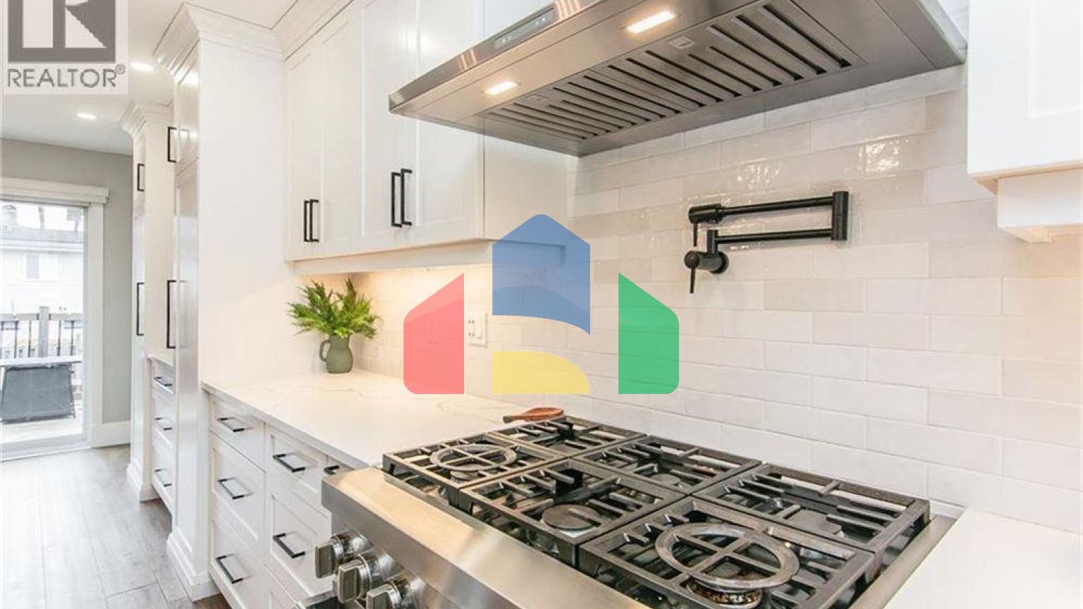 Residential - Single Family Home - Kitchener, Canada - Canada