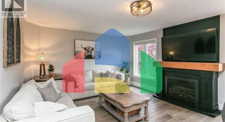 Residential - Single Family Home - Kitchener, Canada - Canada