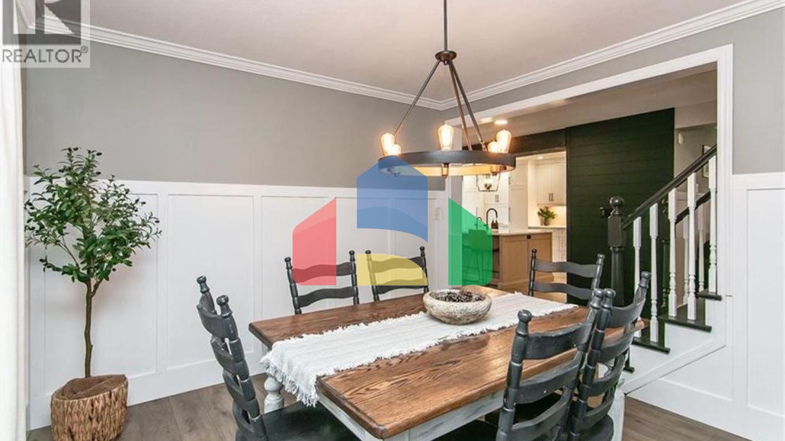 Residential - Single Family Home - Kitchener, Canada - Canada