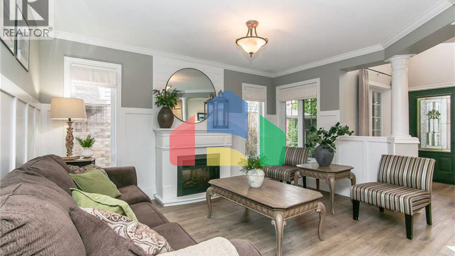 Residential - Single Family Home - Kitchener, Canada - Canada