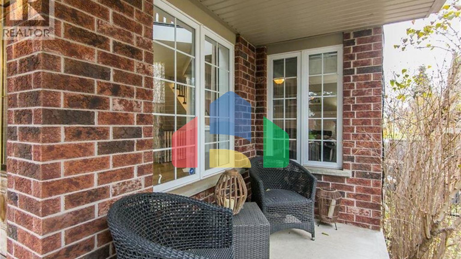 Residential - Single Family Home - Kitchener, Canada - Canada