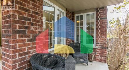 Residential - Single Family Home - Kitchener, Canada - Canada