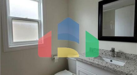 Residential - Single Family Home - Kitchener, Canada - Canada