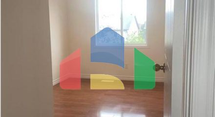 Residential - Single Family Home - Kitchener, Canada - Canada