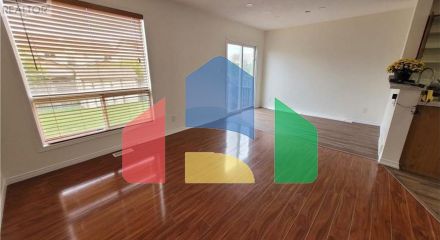 Residential - Single Family Home - Kitchener, Canada - Canada