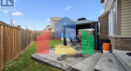 Residential - Single Family Home - Kitchener, Canada - Canada