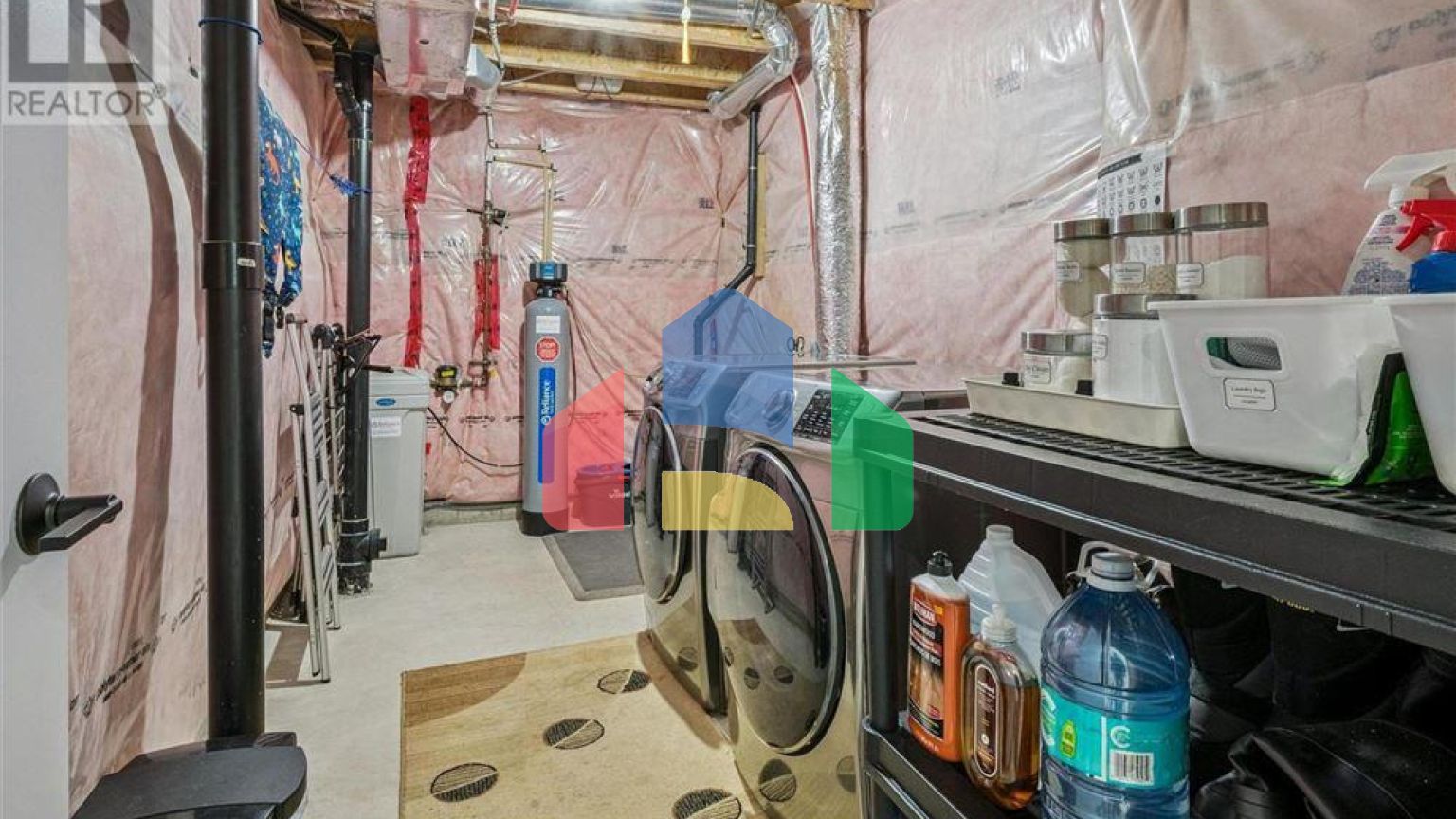 Residential - Single Family Home - Kitchener, Canada - Canada