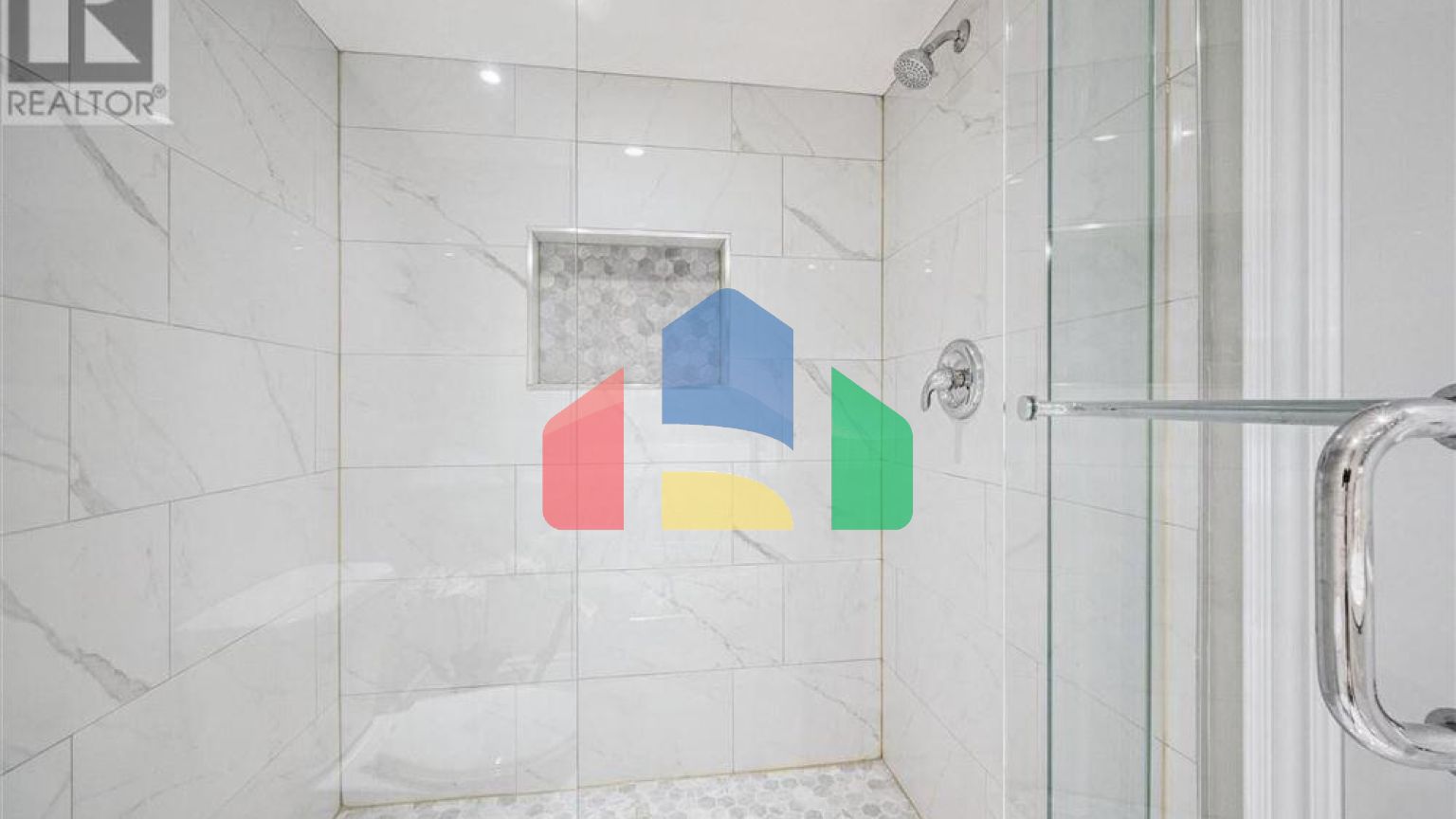 Residential - Single Family Home - Kitchener, Canada - Canada