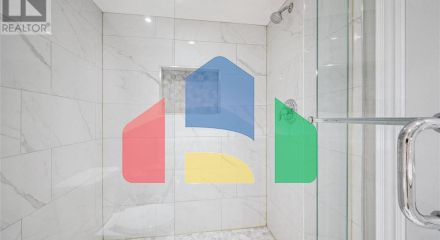 Residential - Single Family Home - Kitchener, Canada - Canada