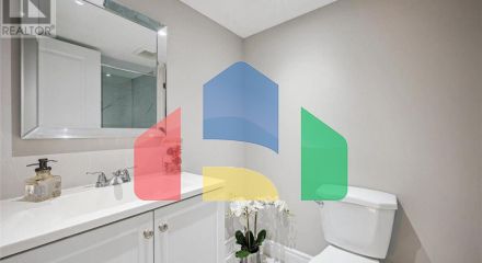 Residential - Single Family Home - Kitchener, Canada - Canada