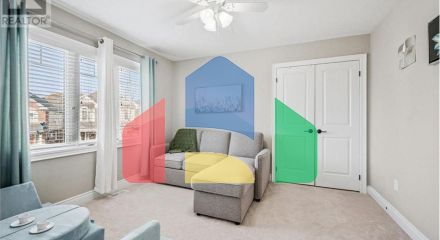 Residential - Single Family Home - Kitchener, Canada - Canada