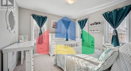 Residential - Single Family Home - Kitchener, Canada - Canada