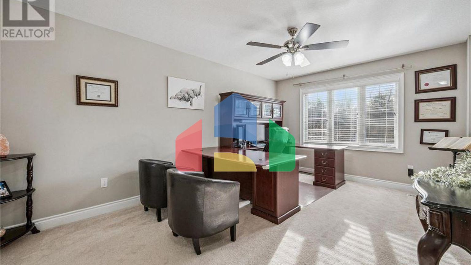 Residential - Single Family Home - Kitchener, Canada - Canada