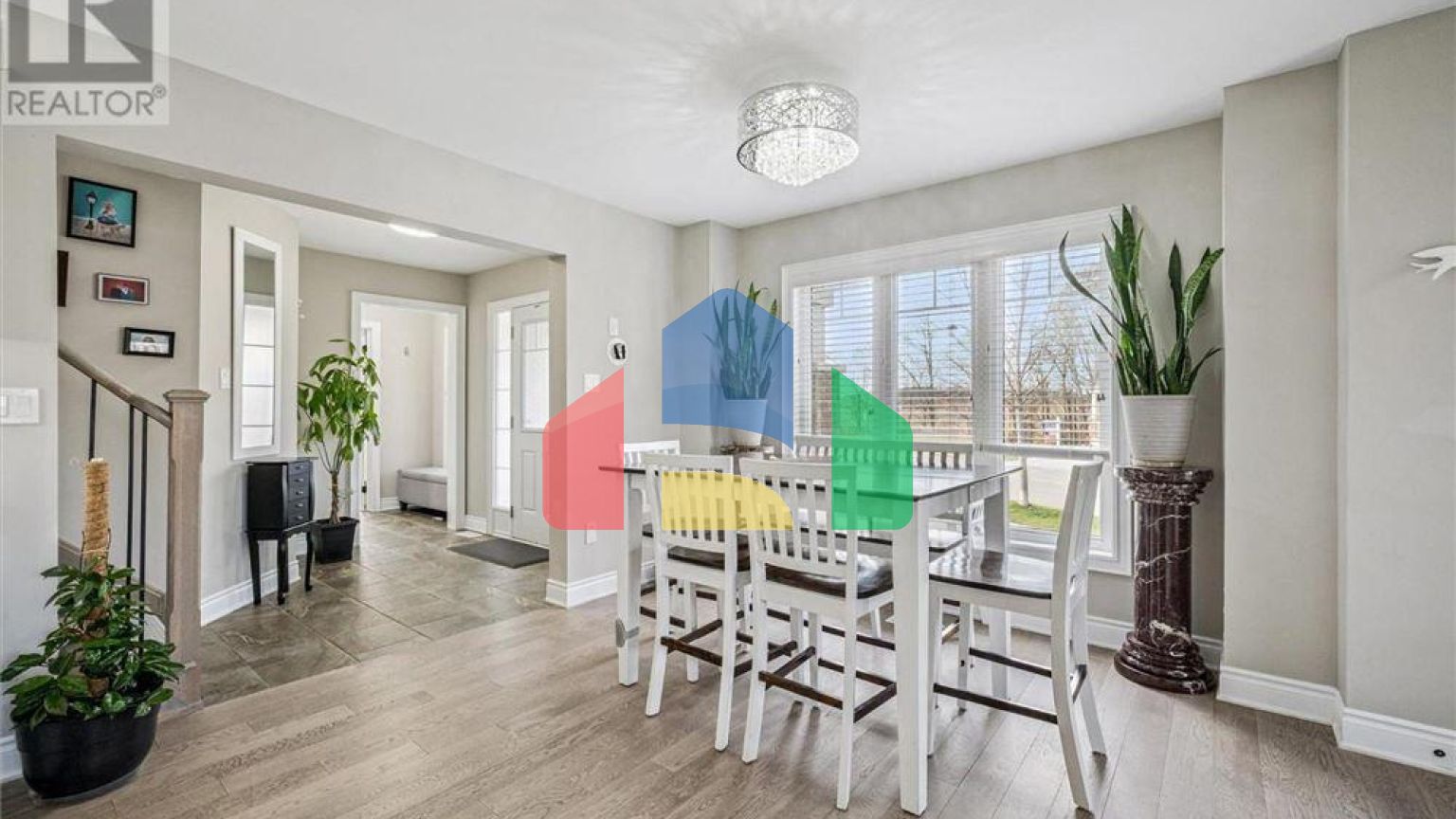 Residential - Single Family Home - Kitchener, Canada - Canada