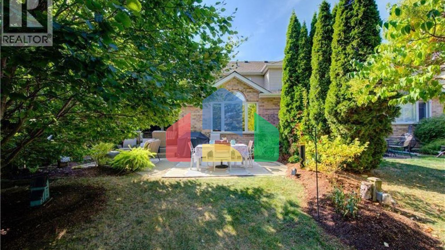 Residential - Single Family Home - Kitchener, Canada - Canada