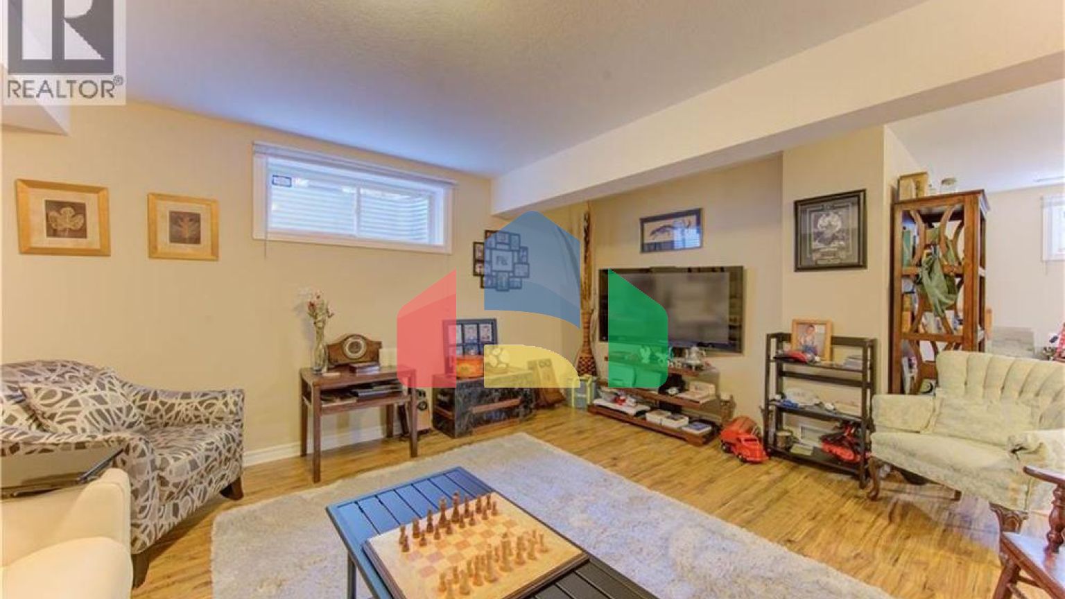 Residential - Single Family Home - Kitchener, Canada - Canada