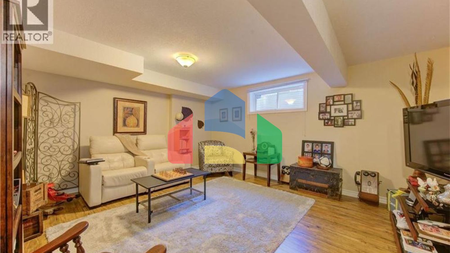 Residential - Single Family Home - Kitchener, Canada - Canada