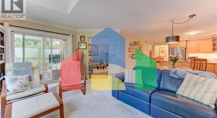 Residential - Single Family Home - Kitchener, Canada - Canada