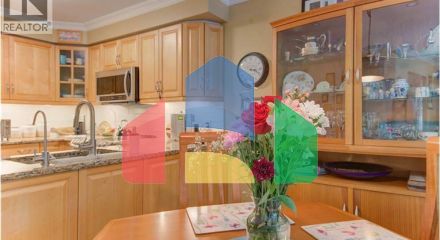 Residential - Single Family Home - Kitchener, Canada - Canada