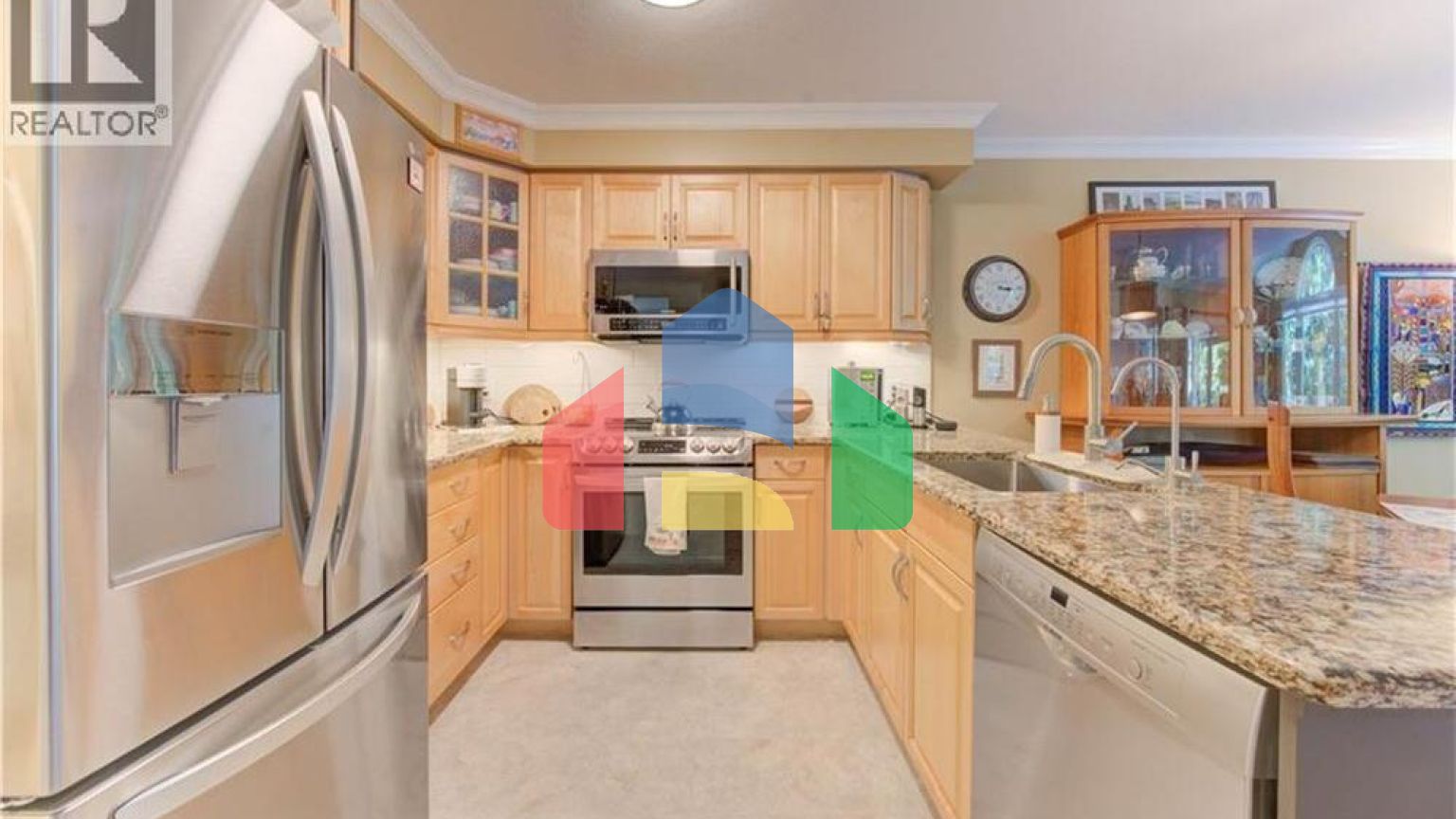 Residential - Single Family Home - Kitchener, Canada - Canada