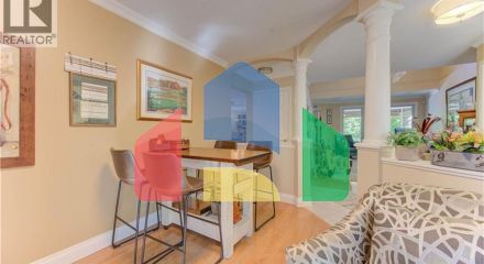 Residential - Single Family Home - Kitchener, Canada - Canada